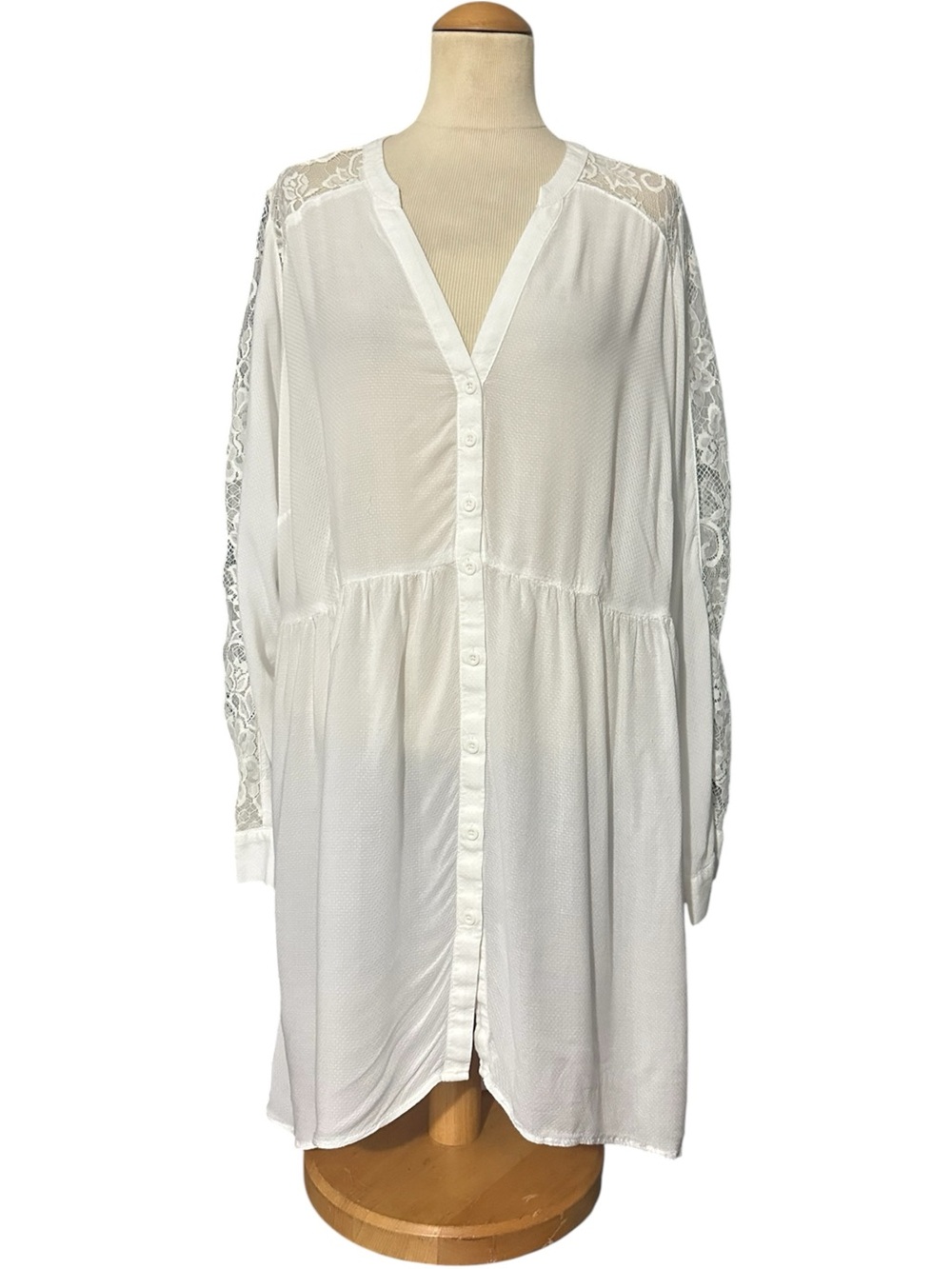 Torrid Lace Sleeve Button-Front Tunic Top White Size 3X